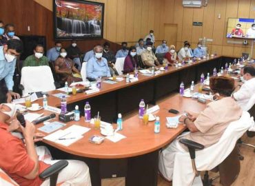 The meeting was convened in connection with the development of Kozhikode Airport